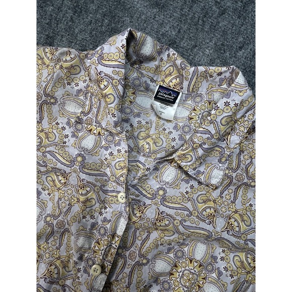 Patagonia Tops - Vintage Patagonia Shirt Womens 6 Multicolored Geometric Short Sleeve Comfort
